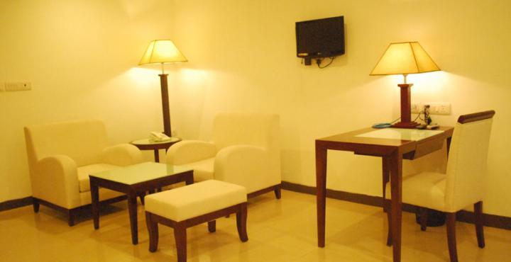 Falcons Nest Imperia Suites Haiderabad Buitenkant foto